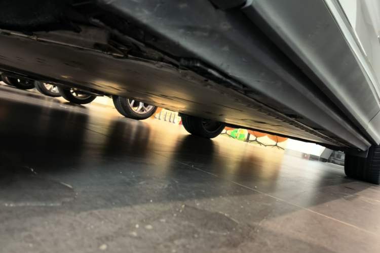 Used ARCFOX Alpha T 2021 600H Chassis Front Left