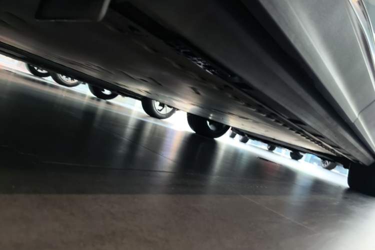 Used ARCFOX Alpha T 2021 600H Chassis Rear Right