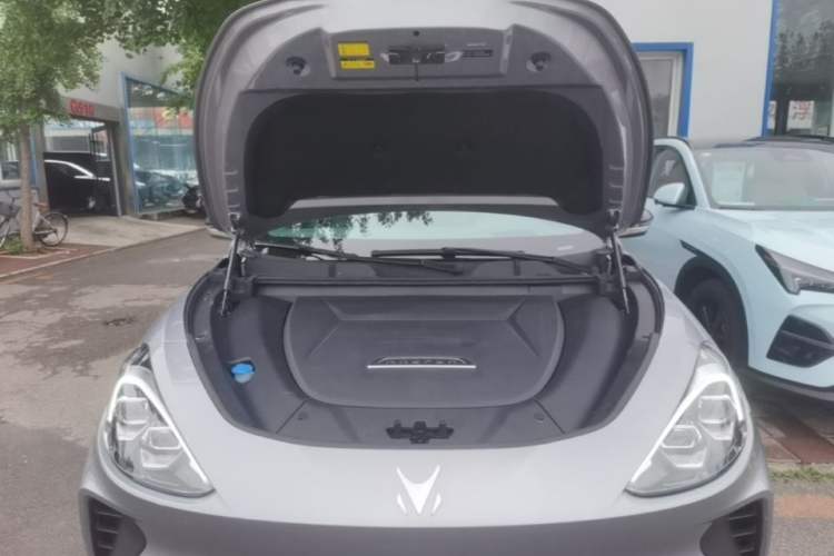 Used ARCFOX Alpha T 2021 653S+ 160kW Engine Bay