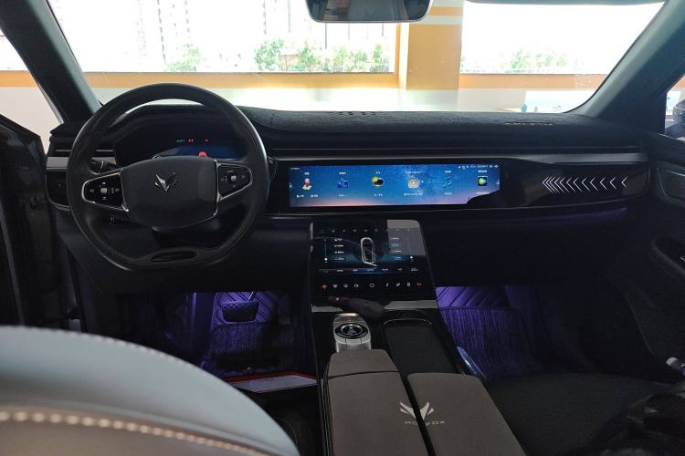 Used ARCFOX Alpha T 2021 653S+ 160kW Interior 2