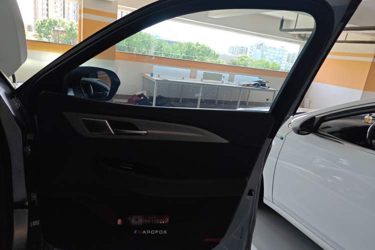 Used ARCFOX Alpha T 2021 653S+ 160kW Interior 5