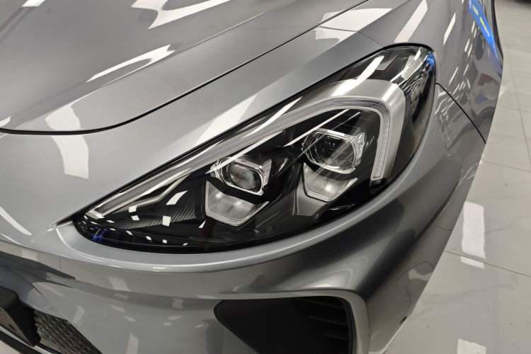 Used ARCFOX Alpha T 2021 653S+ 160kW Left Front Headlight