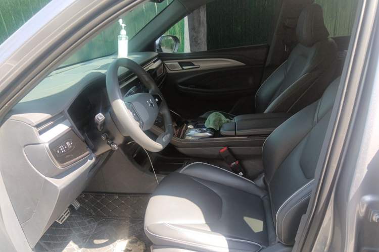 Used ARCFOX Alpha T 2021 480S 160kW Left Front Seat