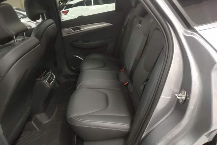Used ARCFOX Alpha T 2021 480S 175kW Left Rear Seat
