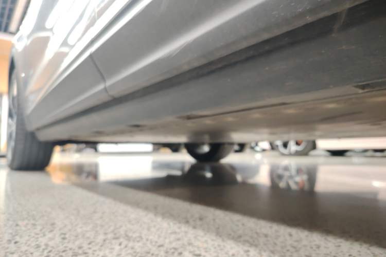 Used ARCFOX Alpha T 2021 600H Left Side Sill