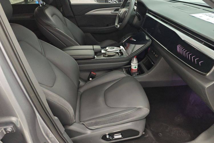 Used ARCFOX Alpha T 2021 653S+ 160kW Right Front Seat