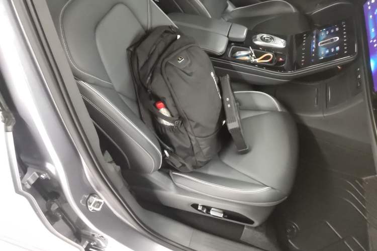 Used ARCFOX Alpha T 2021 480S 175kW Right Front Seat