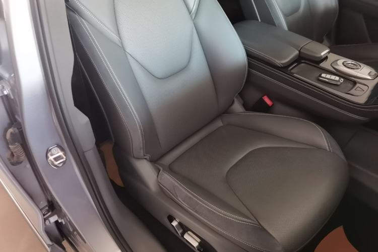 Used ARCFOX Alpha T 2021 653S+ 160kW Right Front Seat