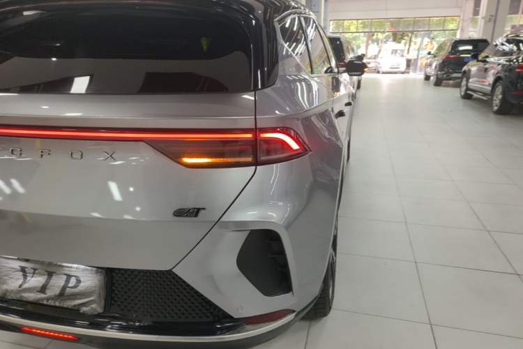 Used ARCFOX Alpha T 2021 653S+ 160kW Right Rear Taillight