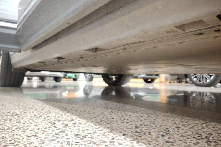 Used ARCFOX Alpha T 2021 600H Right Side Sill