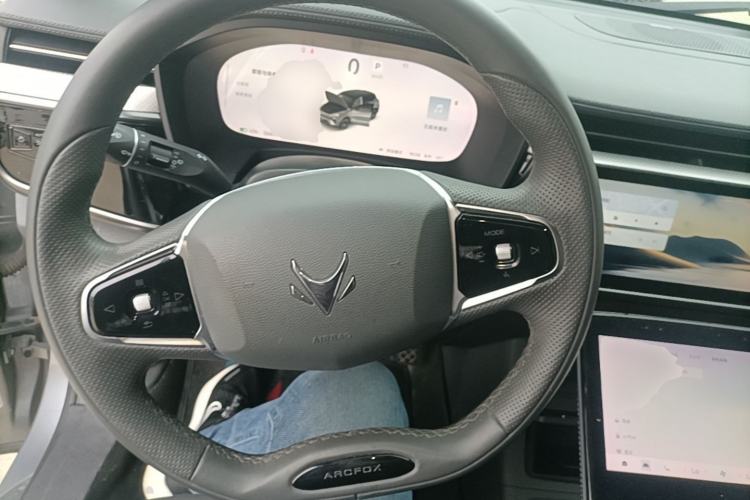 Used ARCFOX Alpha T 2021 653S+ 160kW Steering Wheel