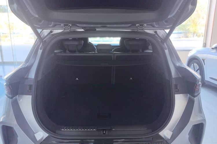 Used ARCFOX Alpha T 2021 600H Trunk