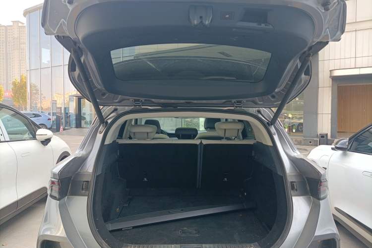 Used ARCFOX Alpha T 2021 600H Trunk