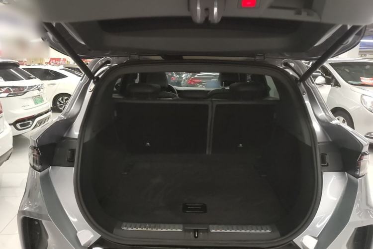Used ARCFOX Alpha T 2021 480S 175kW Trunk