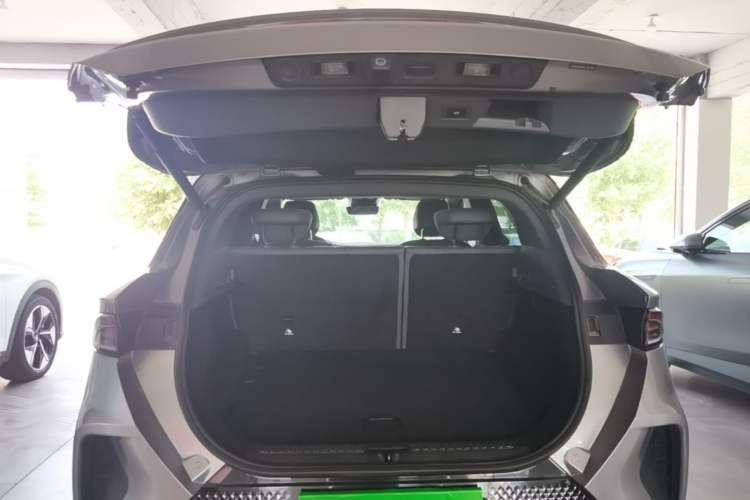Used ARCFOX Alpha T 2021 653S+ 160kW Trunk