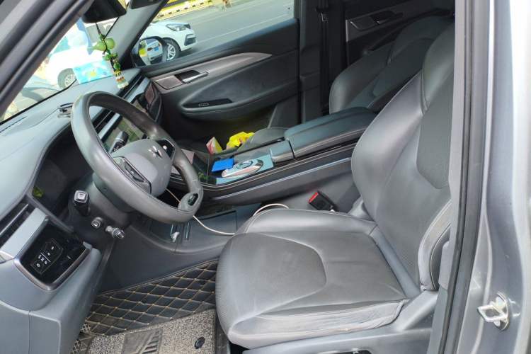 Used ARCFOX Alpha T 2021 653S+ 160kW Left Front Seat