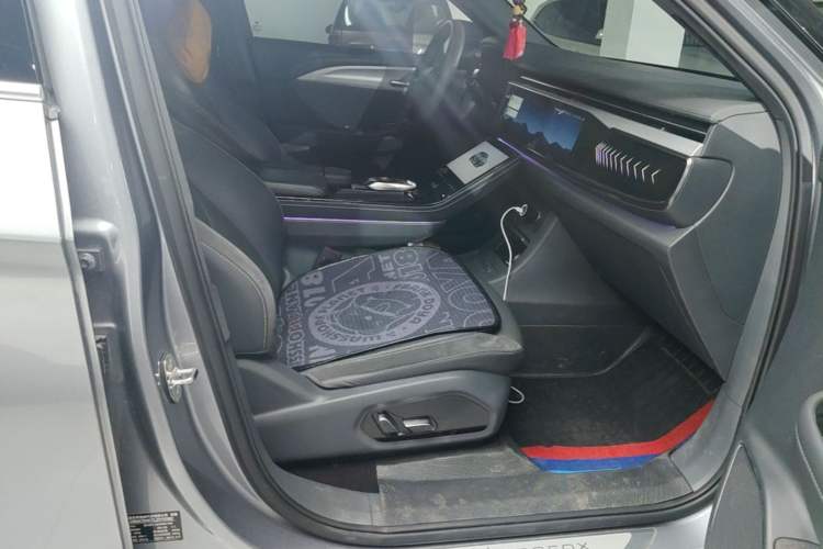 Used ARCFOX Alpha T 2021 653S+ 175kW Right Front Seat
