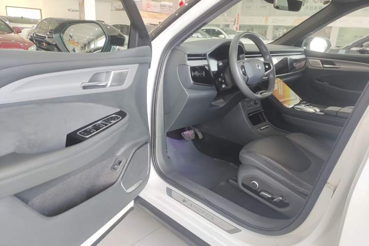 Used ARCFOX Alpha T 2021 653S+ 175kW Driver Seat
