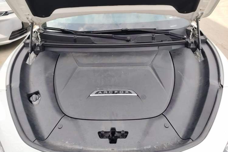 Used ARCFOX Alpha T 2021 480S 175kW Engine Bay