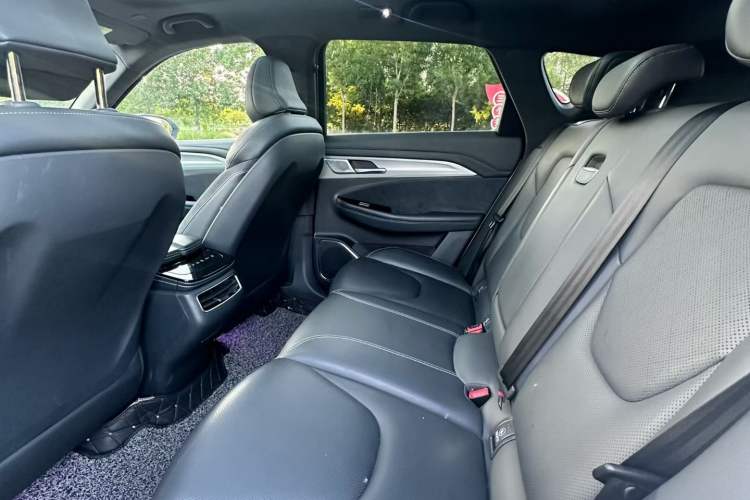 Used ARCFOX Alpha T 2021 653S+ 160kW Interior 3