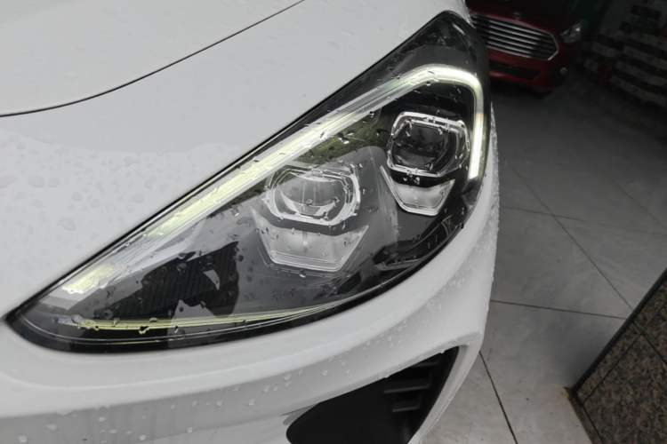 Used ARCFOX Alpha T 2021 480S 175kW Left Front Headlight
