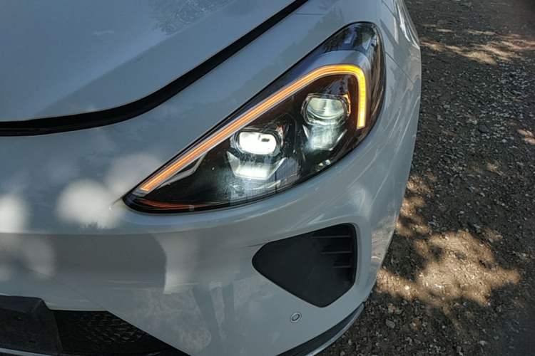 Used ARCFOX Alpha T 2021 653S+ 160kW Left Front Headlight