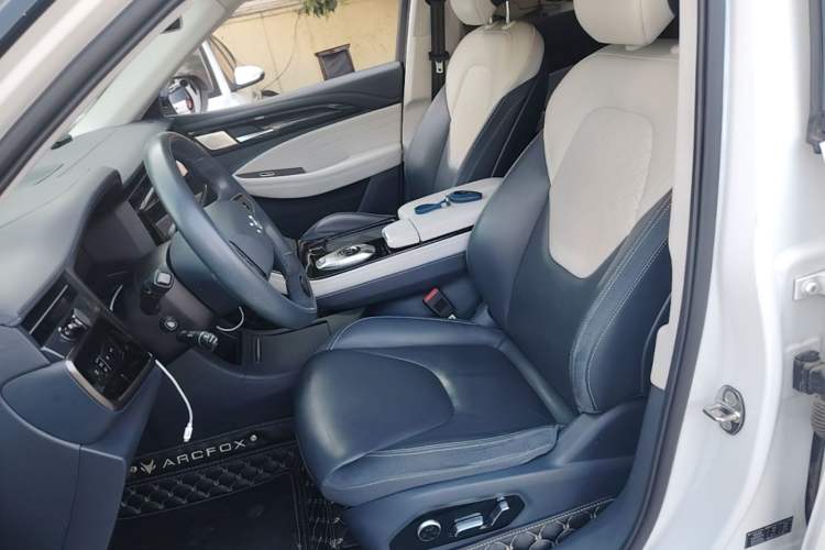 Used ARCFOX Alpha T 2021 653S+ 175kW Left Front Seat