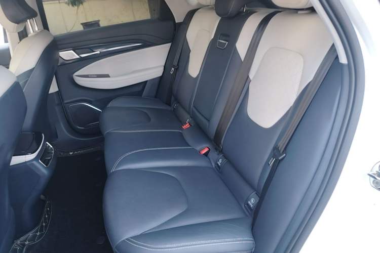 Used ARCFOX Alpha T 2021 653S+ 175kW Left Rear Seat
