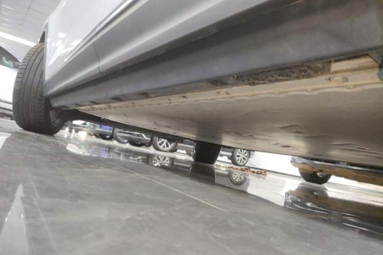Used ARCFOX Alpha T 2021 653S+ 160kW Left Side Sill