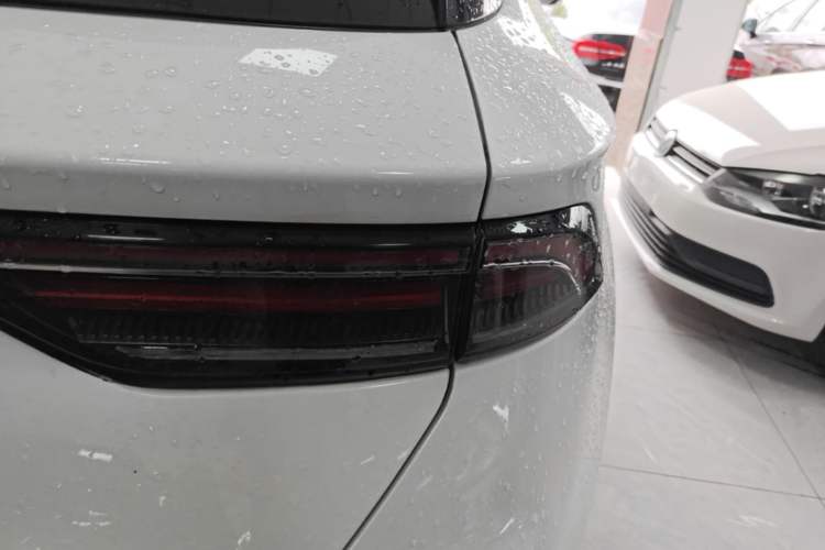 Used ARCFOX Alpha T 2021 480S 175kW Right Rear Taillight