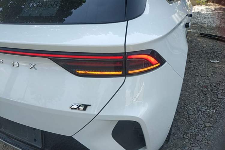Used ARCFOX Alpha T 2021 653S+ 160kW Right Rear Taillight