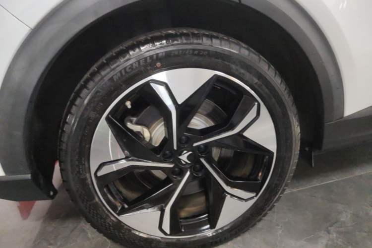 Used ARCFOX Alpha T 2021 653S+ 160kW Right Rear Wheel Hub