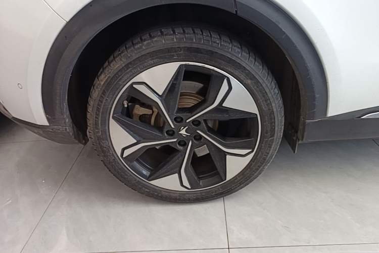 Used ARCFOX Alpha T 2021 653S+ 160kW Right Rear Wheel Hub