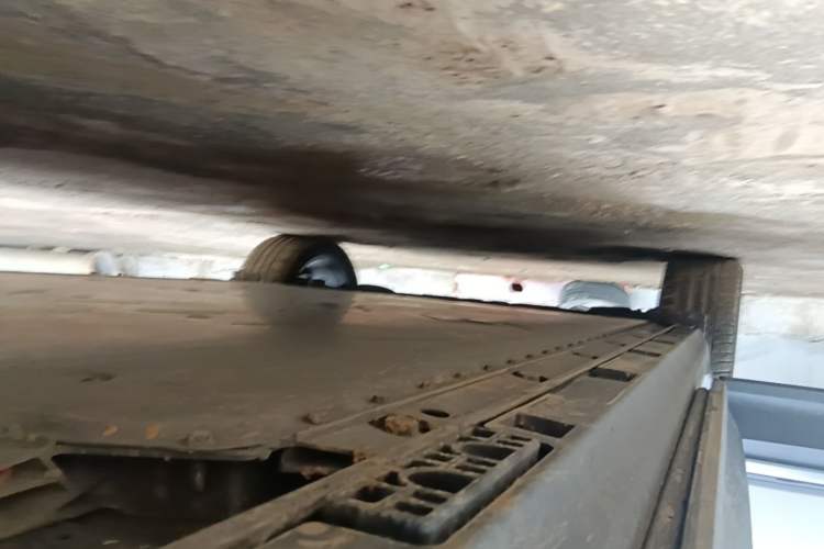 Used ARCFOX Alpha T 2021 653S+ 160kW Right Side Sill