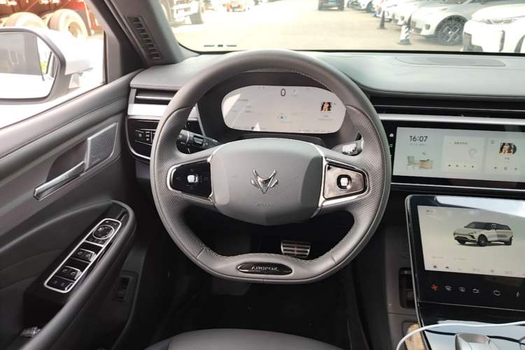 Used ARCFOX Alpha T 2021 480S 175kW Steering Wheel