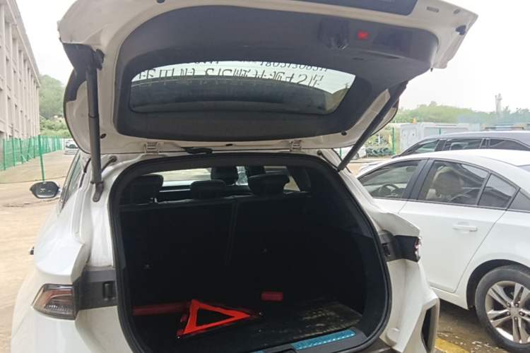 Used ARCFOX Alpha T 2021 653S+ 160kW Trunk