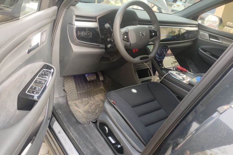 Used ARCFOX Alpha T 2022 653S+ 160kW Driver Seat