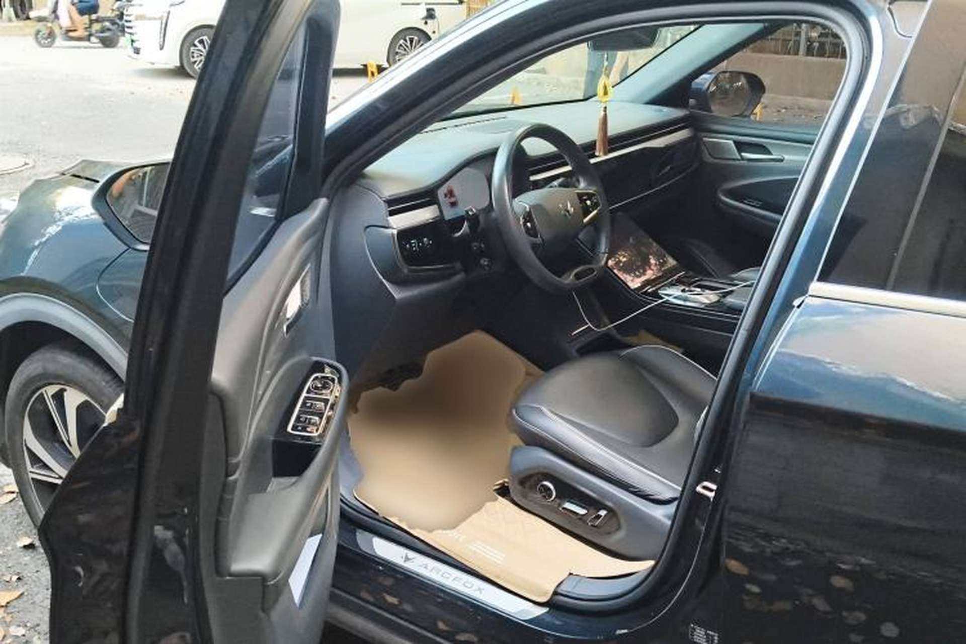 Used ARCFOX Alpha T 2022 480S 175kW Driver Seat