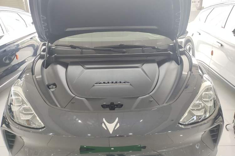 Used ARCFOX Alpha T 2022 653S+ 160kW Engine Bay