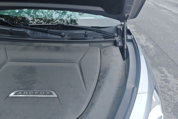 Used ARCFOX Alpha T 2022 653S+ 160kW Engine Bay Left