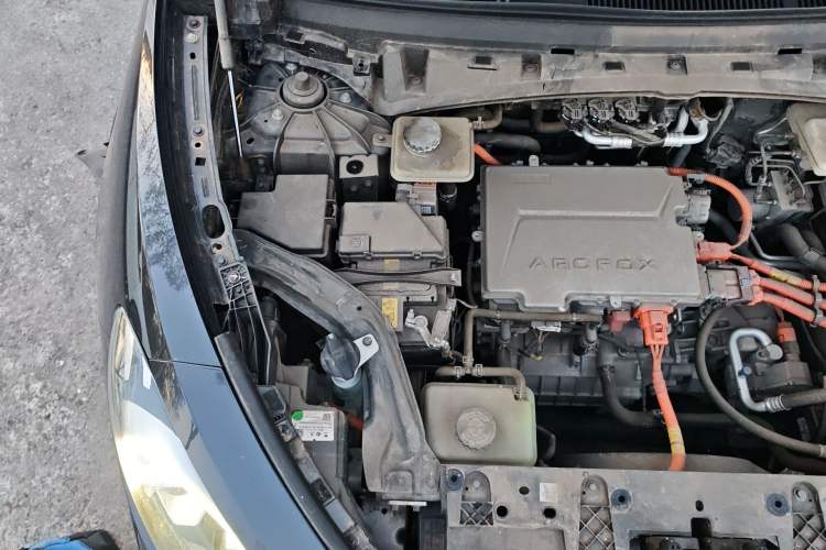 Used ARCFOX Alpha T 2022 653S+ 160kW Engine Bay Right