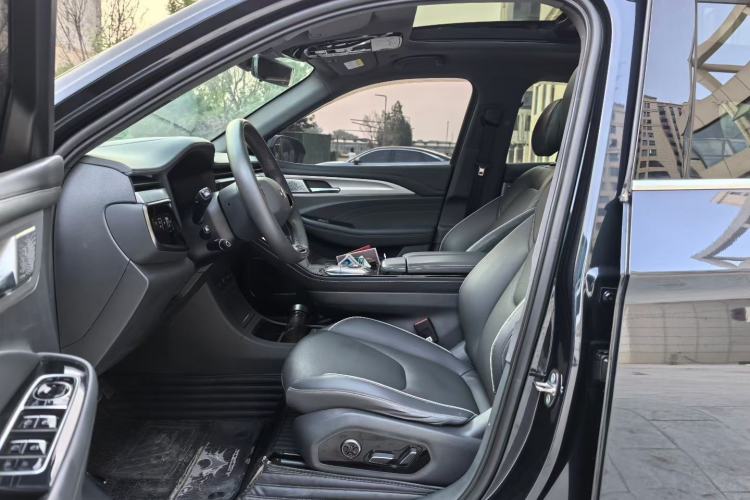 Used ARCFOX Alpha T 2022 480S 175kW Interior 2
