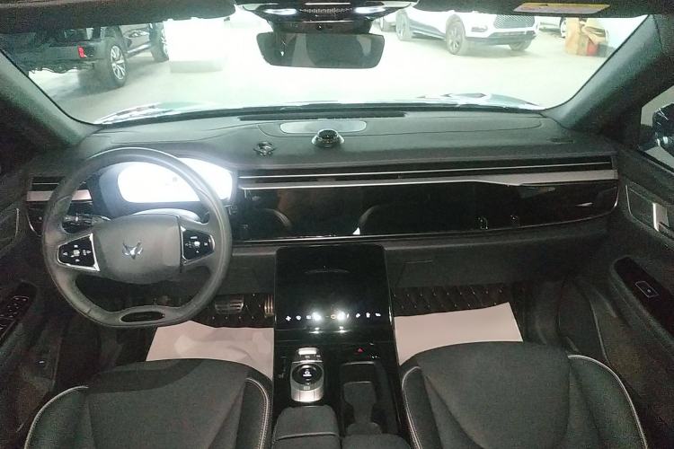 Used ARCFOX Alpha T 2022 480S 160kW Interior 2