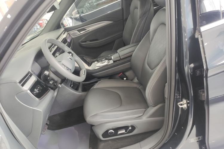 Used ARCFOX Alpha T 2022 653S+ 160kW Left Front Seat