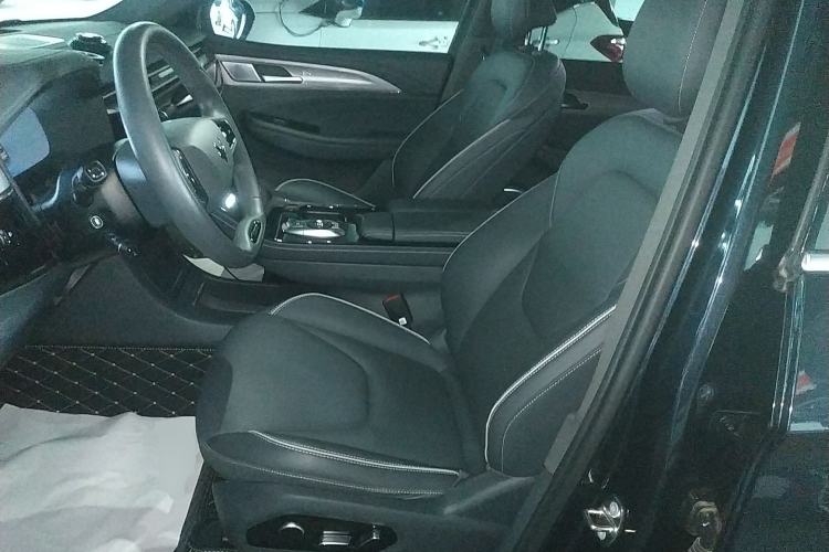 Used ARCFOX Alpha T 2022 480S 160kW Left Front Seat