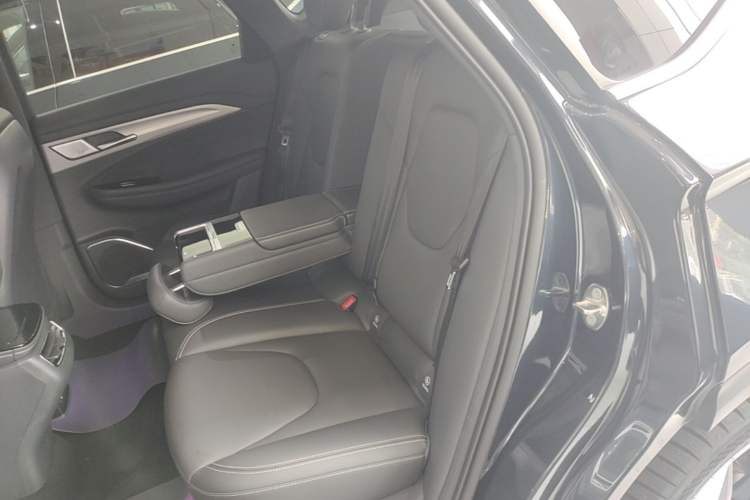 Used ARCFOX Alpha T 2022 653S+ 160kW Left Rear Seat