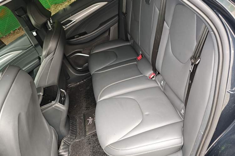 Used ARCFOX Alpha T 2022 480S 175kW Left Rear Seat