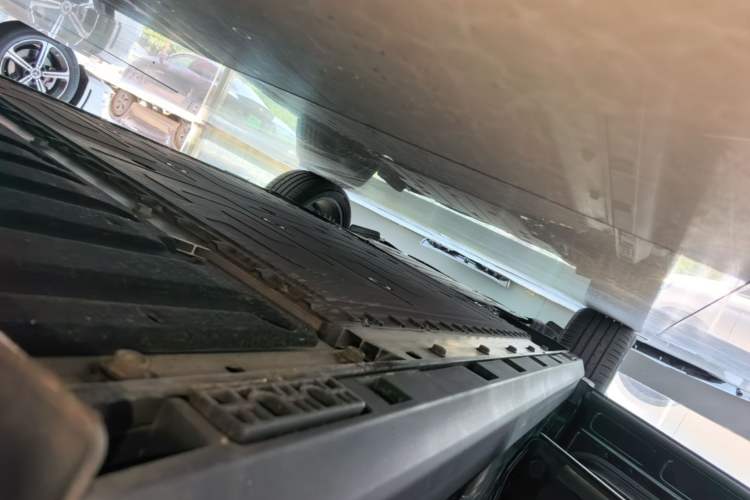 Used ARCFOX Alpha T 2022 480S 160kW Left Side Sill