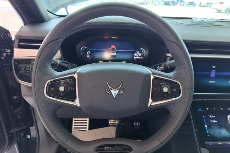 Used ARCFOX Alpha T 2022 480S 160kW Steering Wheel