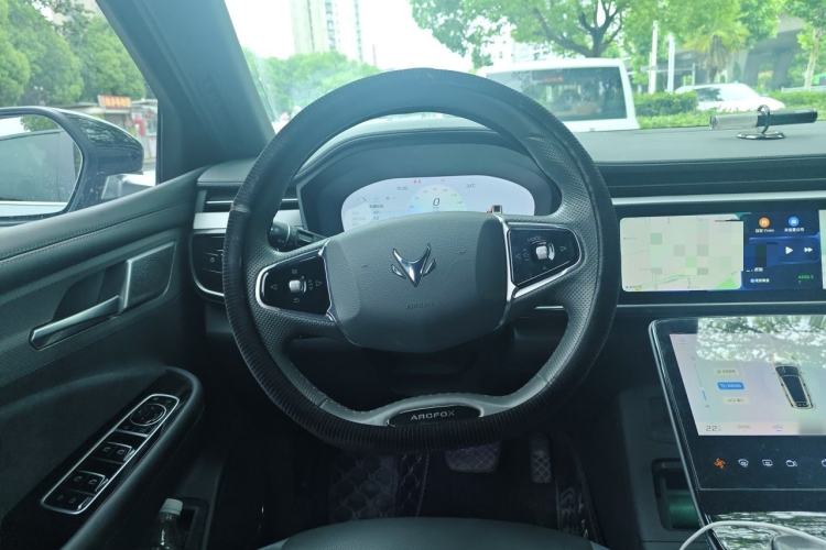 Used ARCFOX Alpha T 2022 653S+ 160kW Steering Wheel
